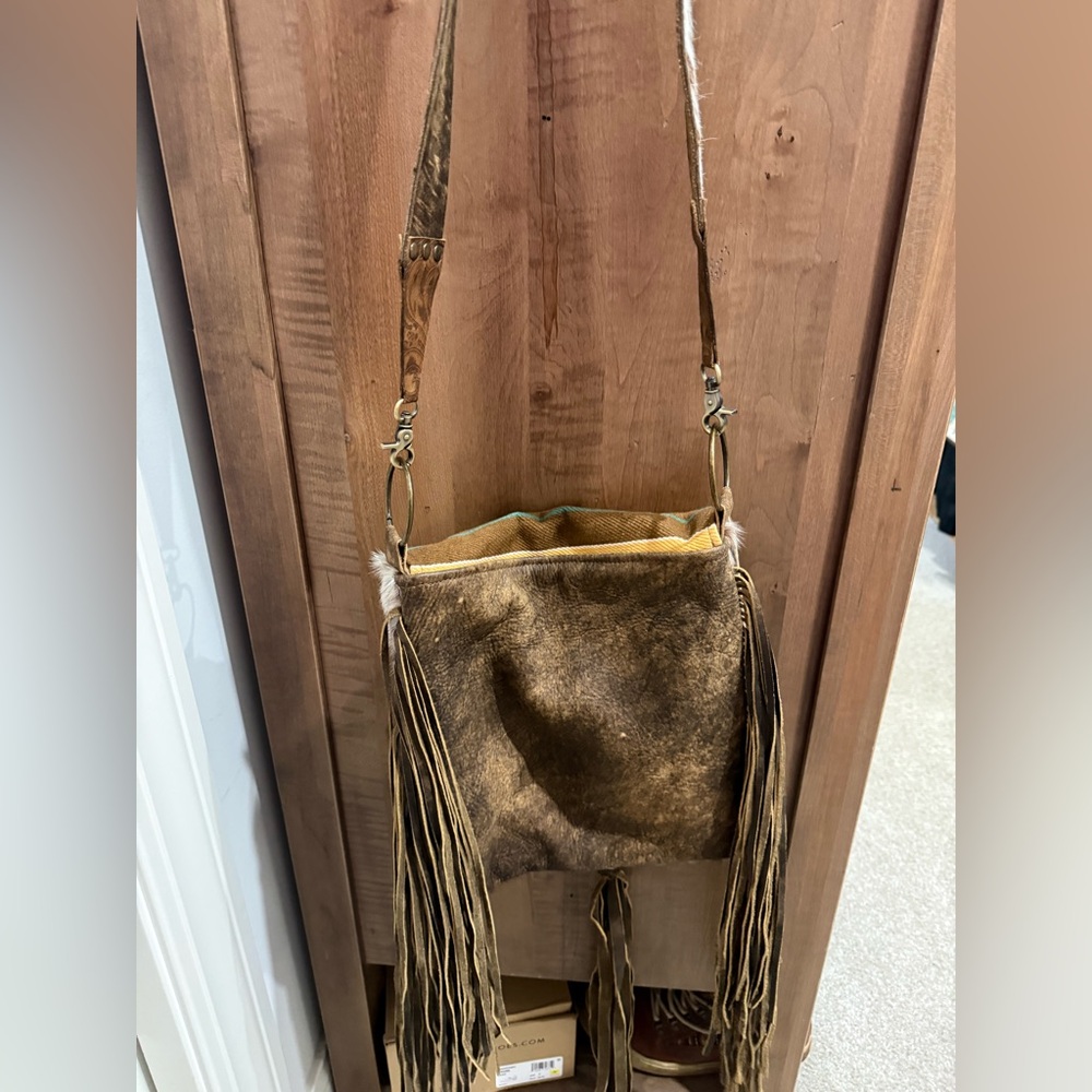 Keep it Gypsy recycled leather and serape bag - Picture 2 of 11